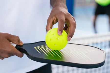 Pickle ball paddle